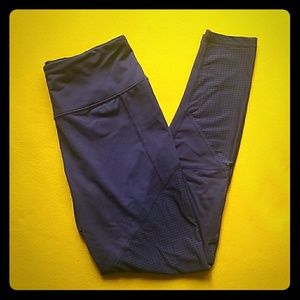 Victoria's Secret Knockout Sport Leggings M Purple